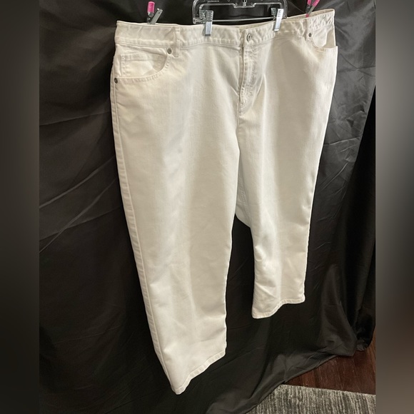 J-Jill Capri Crop 🤍 - Picture 8 of 11